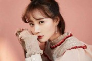 李一桐娱乐吃瓜,揭秘明星幕后趣事
